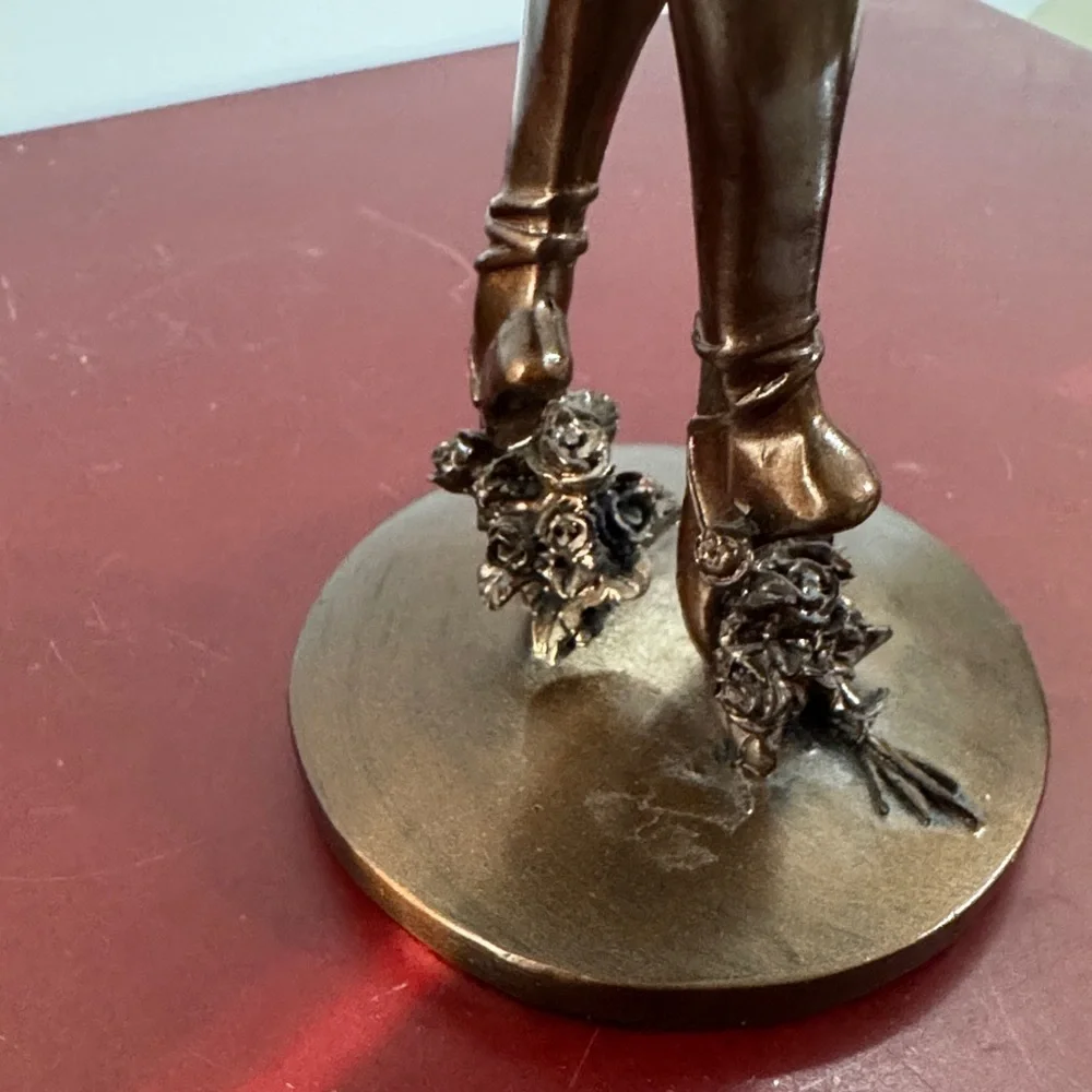 Elegant Ballerina Bronze Style (Resin) Statue 16 3/4"H x 6"W - Vintage - Picture 12 of 13